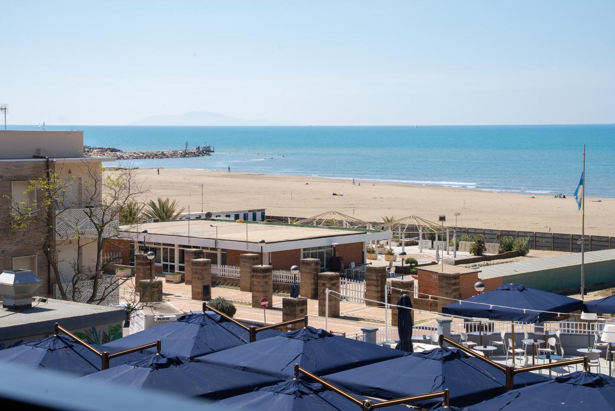 Residence La Rosa Di Nettuno Марина-ді-Гроссето Екстер'єр фото