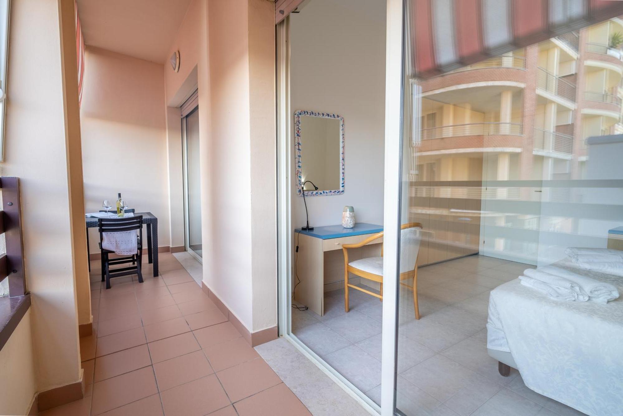Residence La Rosa Di Nettuno Марина-ді-Гроссето Екстер'єр фото