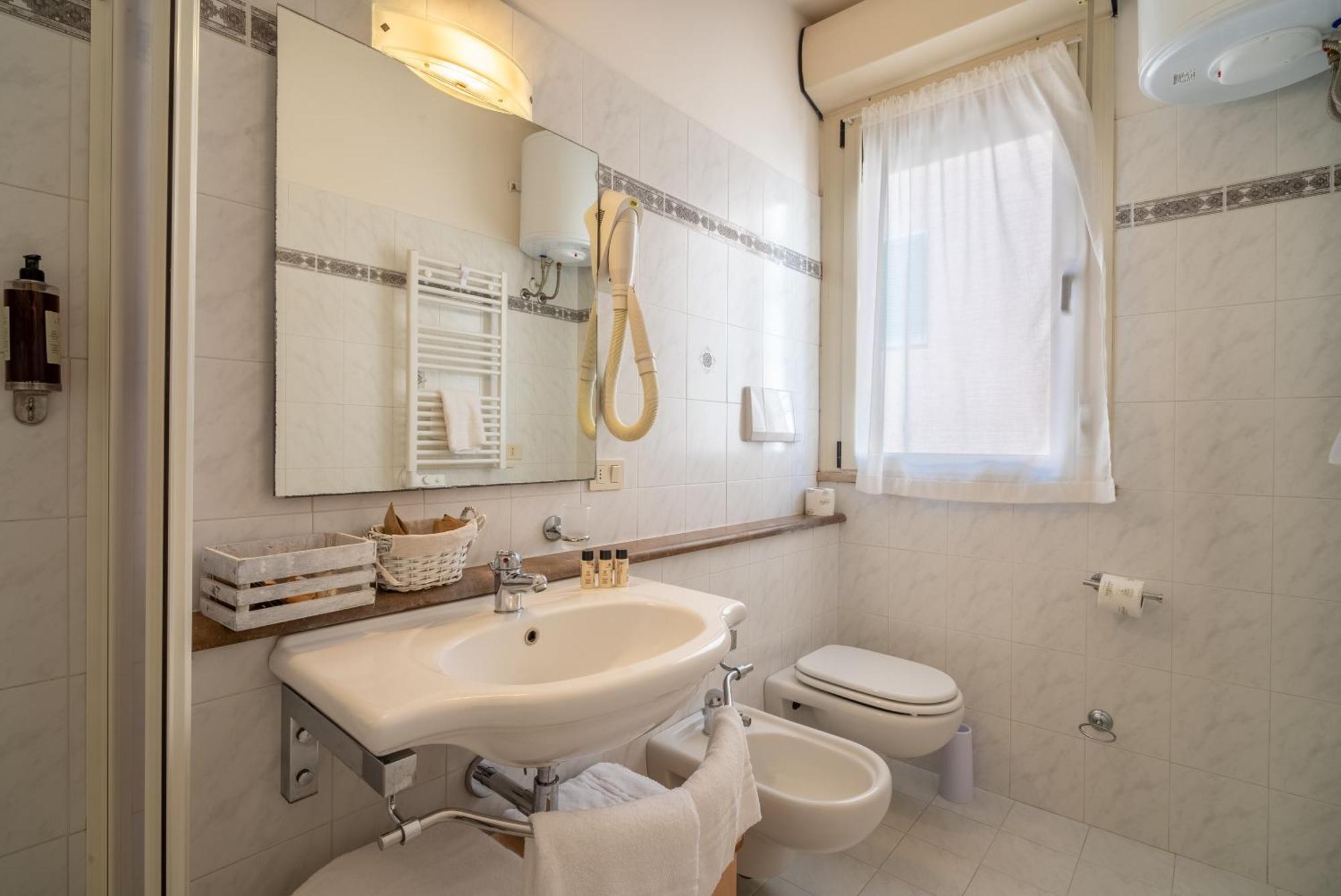 Residence La Rosa Di Nettuno Марина-ді-Гроссето Екстер'єр фото